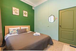 Хостелы Story Hostel Екатеринбург Двухместный номер с кроватью QueenSize-5