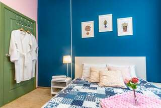 Хостелы Story Hostel Екатеринбург Двухместный номер с 1 кроватью и общей ванной комнатой-3