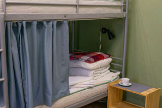 Хостелы Story Hostel Екатеринбург Кровать в общем 6-местном номере для женщин-2