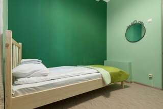 Хостелы Story Hostel Екатеринбург Одноместный номер с общей ванной комнатой-2