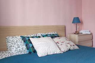 Хостелы Story Hostel Екатеринбург Номер стандарт эконом с 1 двуспальной кроватью-5
