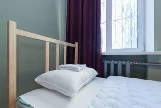 Хостелы Story Hostel Екатеринбург Кровать в общем номере для мужчин-3