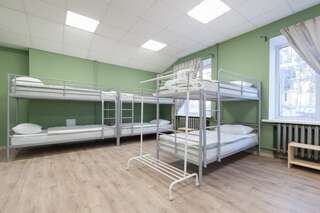 Хостелы Story Hostel Екатеринбург Спальное место в мужском общем 8-ми местном номере-1